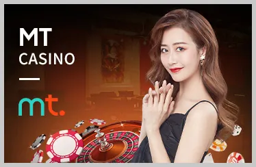 Bàn chơi Baccarat với các lá bài được đặt chiến lược